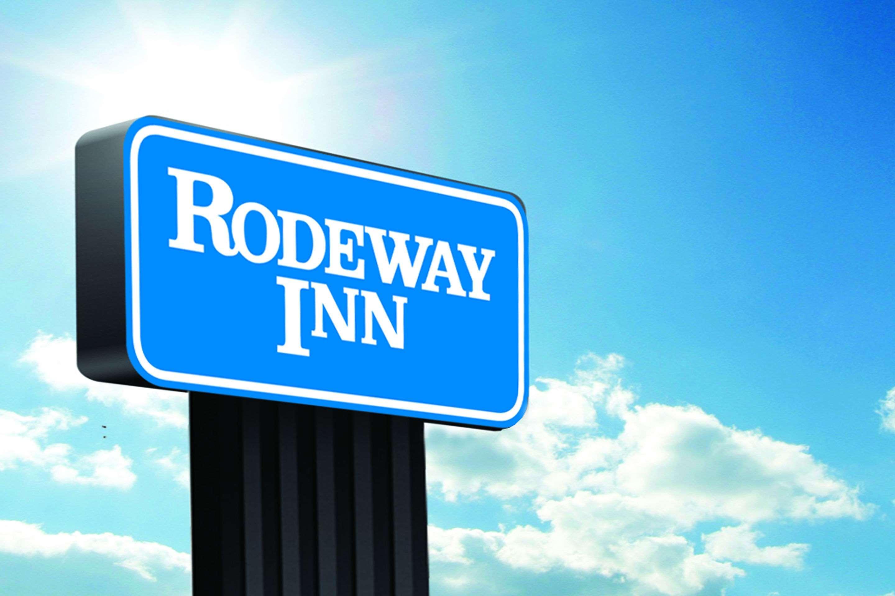 Rodeway Inn Pittsfield Exterior foto